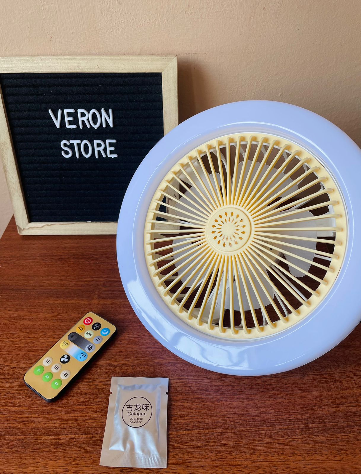 FOCO LED 3 EN 1 ( foco, ventilador, aromatizador) 💡❄️🌸